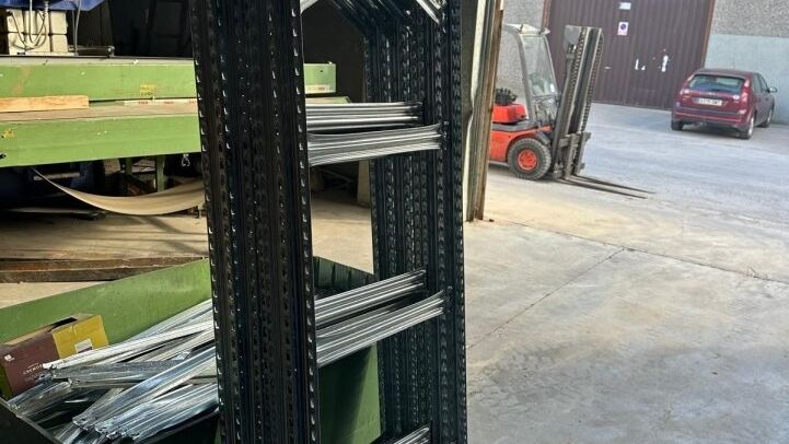- STEEL SHELVING